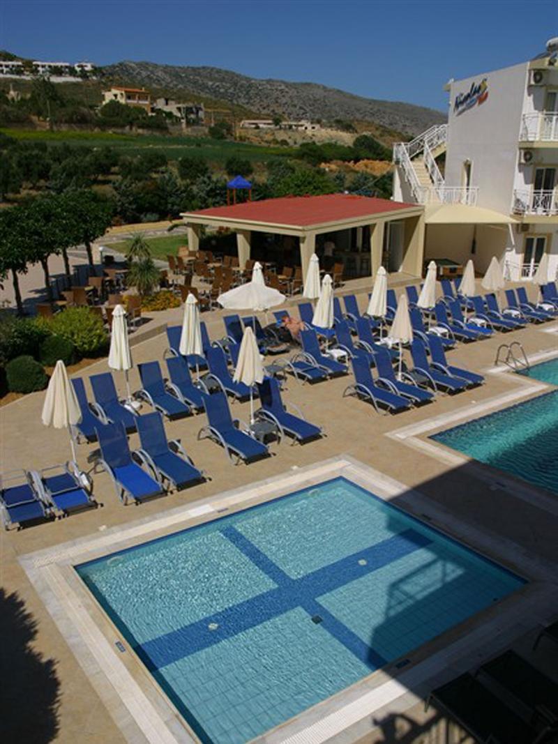 Chrissy'S Paradise Agia Pelagia Eksteriør bilde